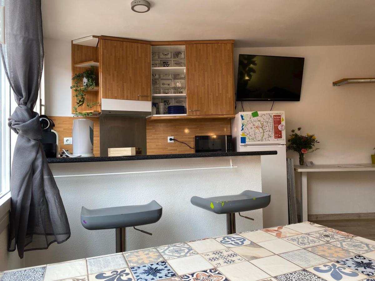 Apartament Piscina En Centro De Terrassa Zewnętrze zdjęcie